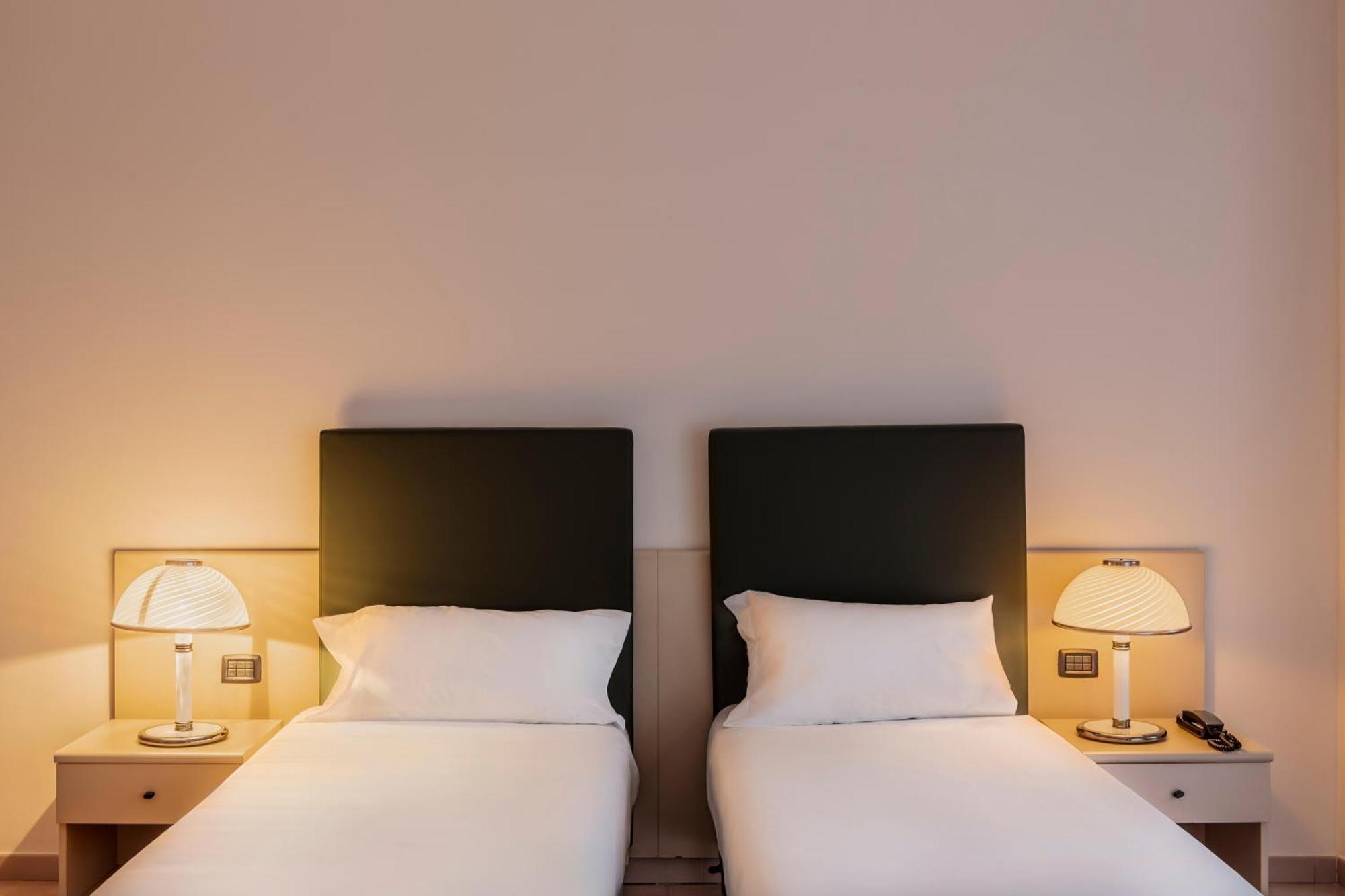 B&B Hotel Bari Rondo Екстер'єр фото