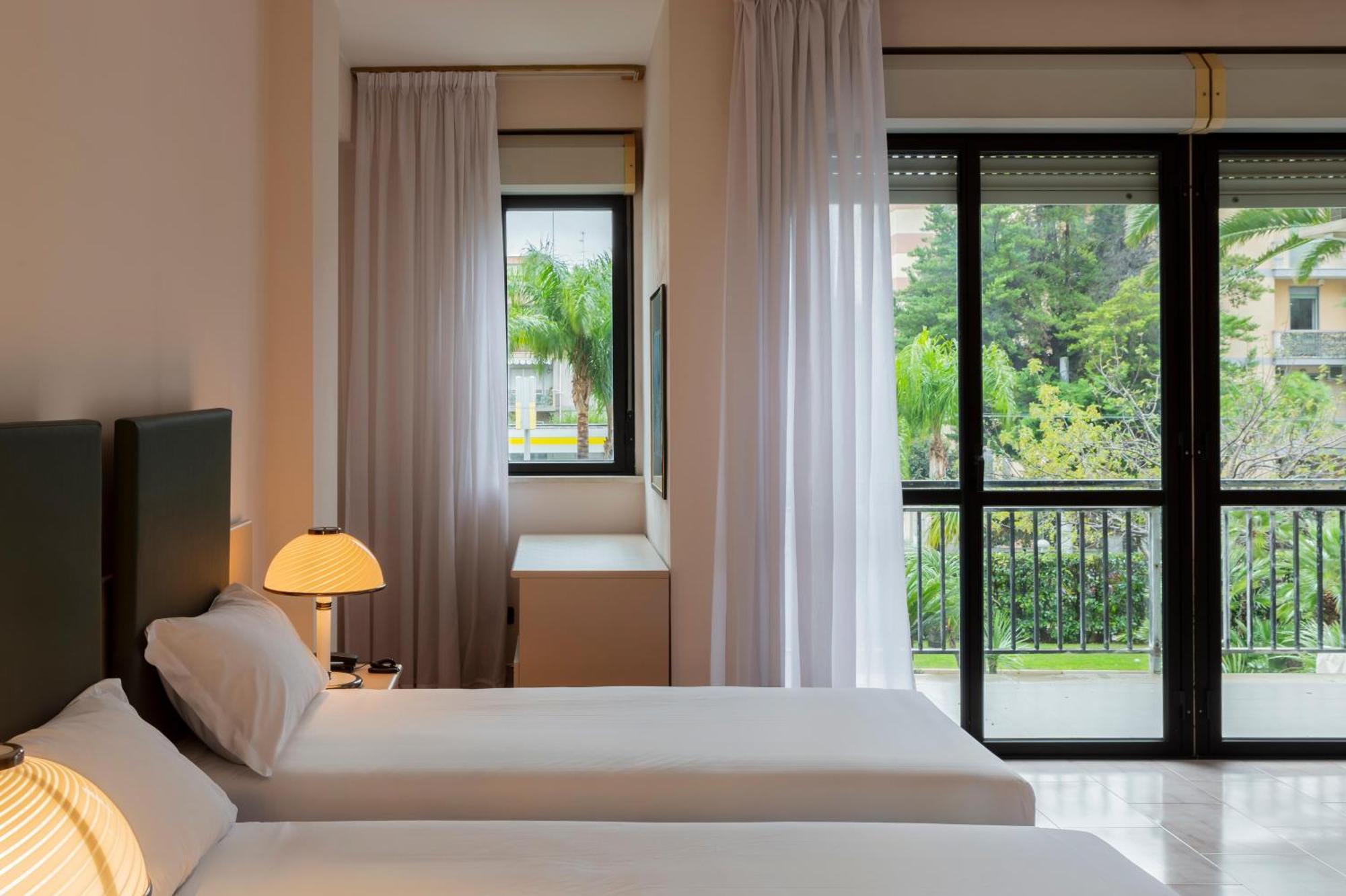 B&B Hotel Bari Rondo Екстер'єр фото