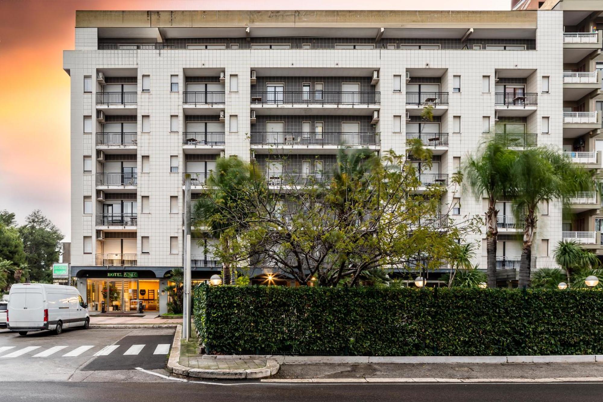B&B Hotel Bari Rondo Екстер'єр фото
